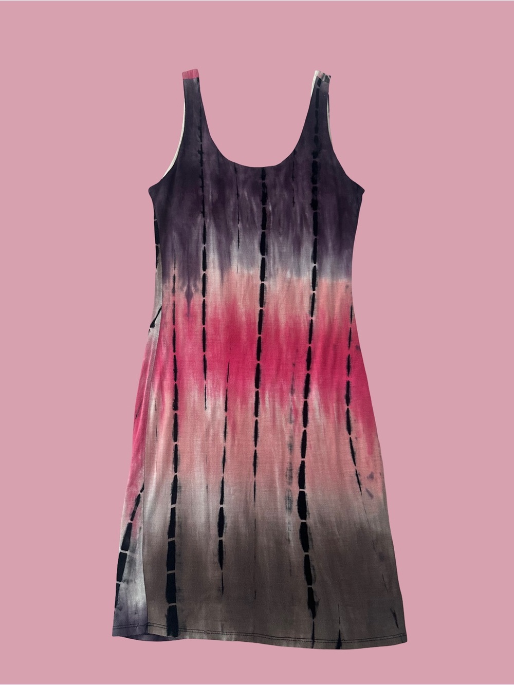 Tie-Dye Scoop Neck Midi Dress in Pink and Black